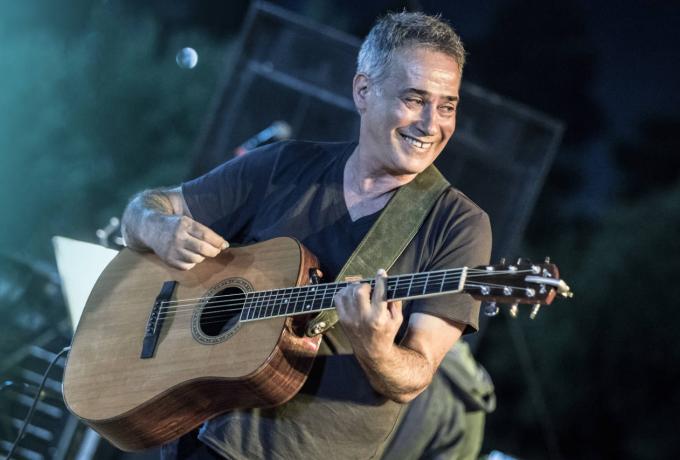 Τετάρτη 27 Αυγούστου, στις 21:30, στο Πολιτιστικό Πάρκο Λειψών, συναυλία με τον Παντελή Θαλασσινό